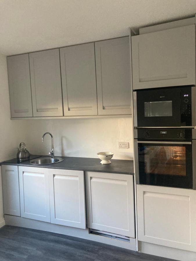 Entire Terraced Two Story Redbrick House With Parking In Secluded Cul De Sac Villa Dublin Exterior foto